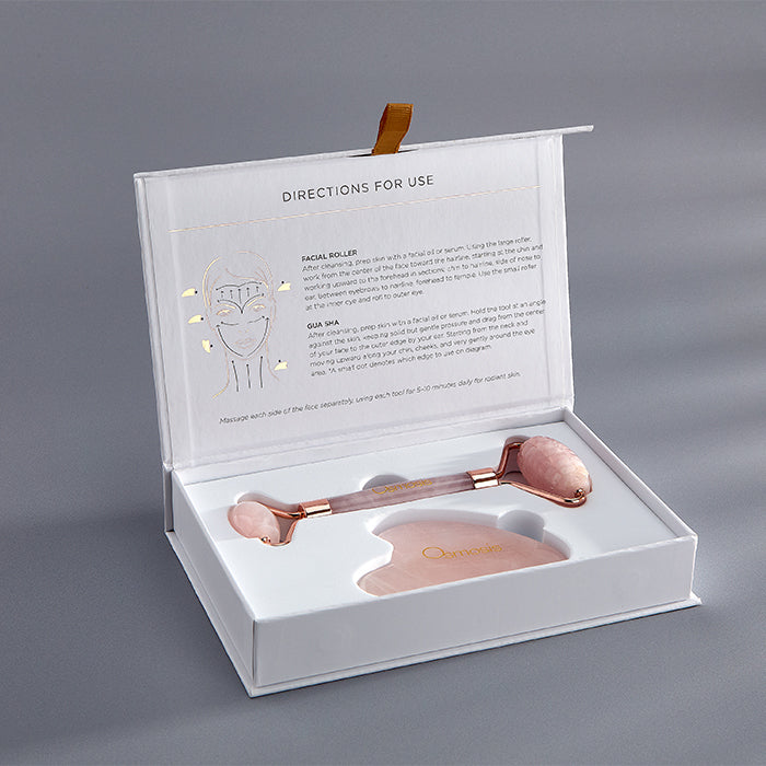 Rodillo facial de cuarzo rosa y set de Gua Sha